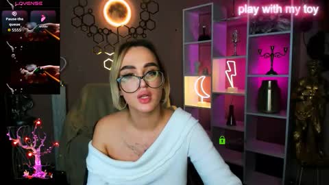 your bunny12 online show from 25, 11, 2025