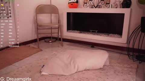 Snapshot of your_dreaamgirlx chatting on 1, 11, 2025 Isabella online show from 1, 11, 2025