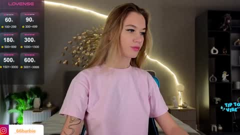 Jessica Loyd online show from 10, 12, 2024