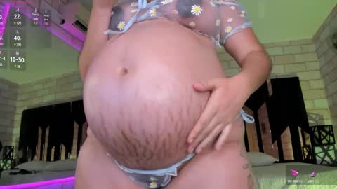 Evelin  online show from 10, 1, 2025