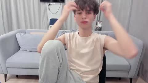 your_shy_guy online show from 13, 2, 2025