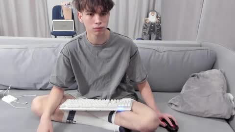 your_shy_guy online show from 14, 2, 2025