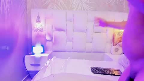 Snapshot of your_sissytrans chatting on 11, 6, 2026 NATASHA online show from 11, 6, 2026