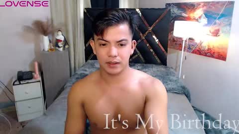 Snapshot of yourasian_bradley chatting on 29, 9, 2025 yourasian_bradley online show from 29, 9, 2025