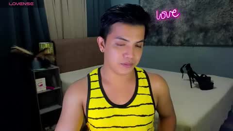 yourasian_bradley online show from 10, 1, 2026