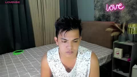 yourasian_bradley online show from 3, 2, 2026