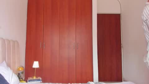 YOURBOYNEXTDOOR online show from 24, 9, 2025