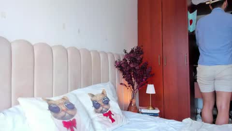 YOURBOYNEXTDOOR online show from 19, 10, 2025