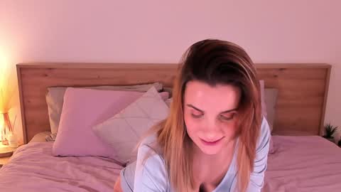 Snapshot of yourchosenone chatting on 25, 1, 2025 YourChoosenOne online show from 25, 1, 2025