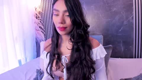 Selena online show from 5, 3, 2025