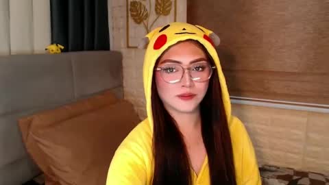 JEN  online show from 6, 1, 2025