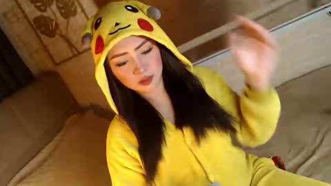 JEN  online show from 17, 11, 2025