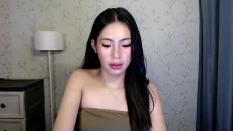 Snapshot of yourdreamgirlgwen chatting on 10, 7, 2026 GWENI online show from 10, 7, 2026