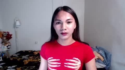 Snapshot of yourfav_jasmin chatting on 1, 7, 2026 NEW HUGECOCK online show from 1, 7, 2026