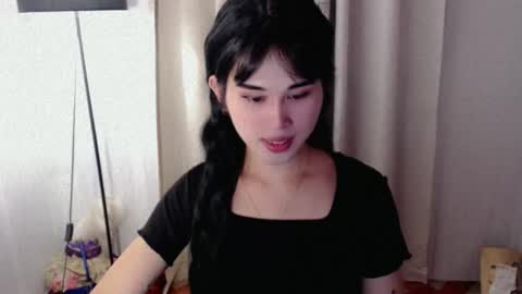 PrettyElla online show from 22, 9, 2025