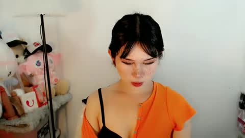 PrettyElla online show from 25, 11, 2025