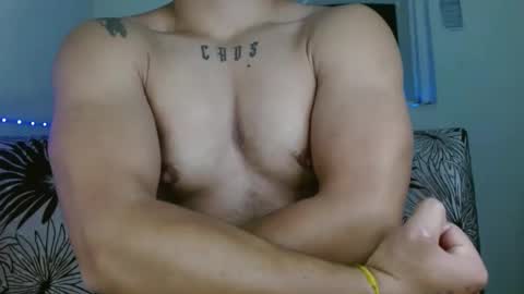 Snapshot of yourfavorite_bigclit chatting on 23, 9, 2025 yourfavorite_bigclit online show from 23, 9, 2025