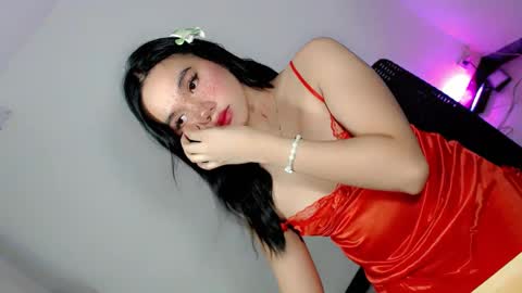 yourfuckingslut69 online show from 5, 12, 2024