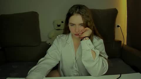 yourgem__ online show from 29, 3, 2026