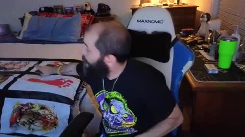 Snapshot of yourhighnessthis9inch chatting on 22, 10, 2025 Sh online show from 22, 10, 2025