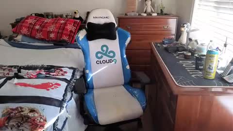 Snapshot of yourhighnessthis9inch chatting on 23, 10, 2025 Sh online show from 23, 10, 2025