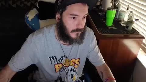 Snapshot of yourhighnessthis9inch chatting on 22, 11, 2025 Sh online show from 22, 11, 2025