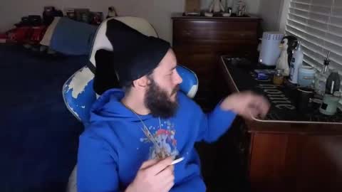 Snapshot of yourhighnessthis9inch chatting on 25, 11, 2025 Sh online show from 25, 11, 2025