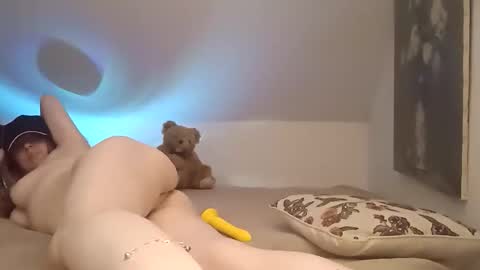 HollyHorne online show from 30, 9, 2025