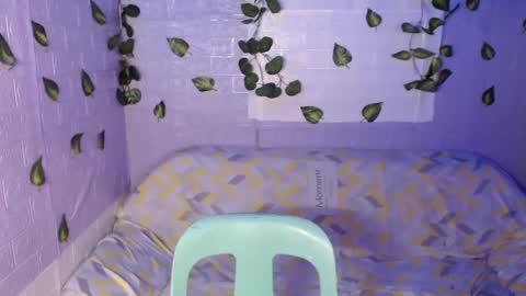 yourhotbarbie_chantal online show from 5, 2, 2025