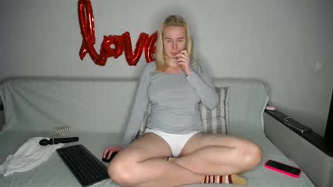 Iamyourdream online show from 4, 3, 2025