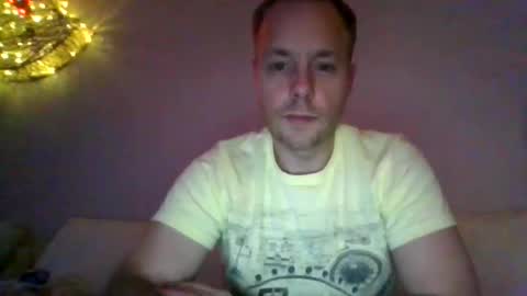 yourlove8523 online show from 2, 12, 2025