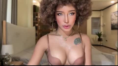 Snapshot of yourlovingpearlita1000 chatting on 25, 10, 2025 Pearl online show from 25, 10, 2025