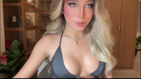 Snapshot of yourlovingpearlita1000 chatting on 15, 1, 2026 Pearl online show from 15, 1, 2026