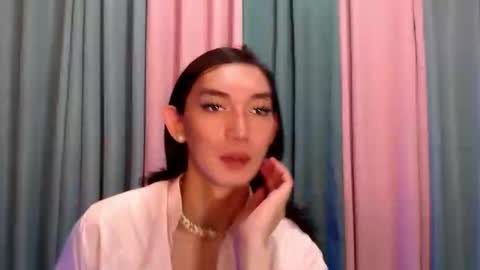 QueenLuci online show from 30, 11, 2025