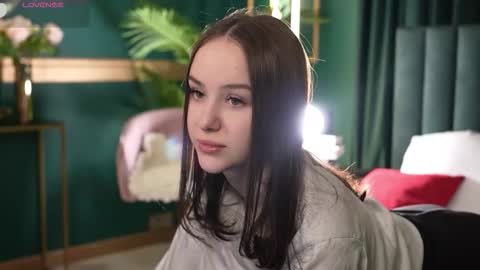 yours fetish mary online show from 8, 3, 2026