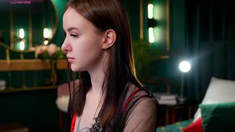 yours fetish mary online show from 17, 3, 2026