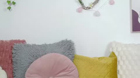 Snapshot of yours_goddess chatting on 11, 6, 2026 yours_goddess online show from 11, 6, 2026