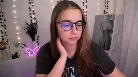 Happy online show from 18, 9, 2025