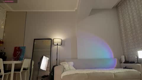 Snapshot of yoursecretloveee chatting on 3, 2, 2026 Luminous Luna online show from 3, 2, 2026