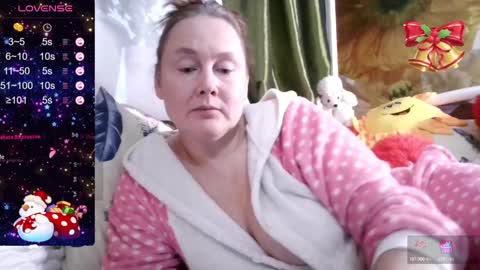 Snapshot of yoursexkroshka chatting on 25, 12, 2024 kroshka online show from 25, 12, 2024