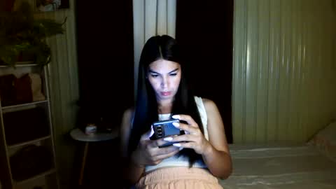 yoursubmissive_larah online show from 26, 6, 2026