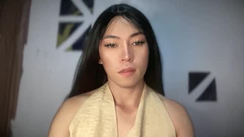 yoursweet_april19 online show from 17, 5, 2026