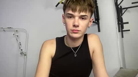 yoursweetyguy online show from 4, 11, 2025