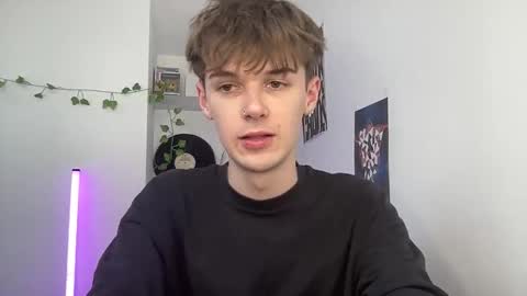 Snapshot of yoursweetyguy chatting on 21, 4, 2026 yoursweetyguy online show from 21, 4, 2026