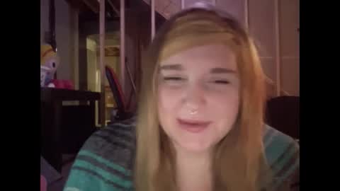 yourthickgingergoddess online show from 4, 1, 2025