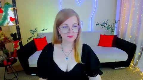 Snapshot of youruniverser chatting on 14, 7, 2026 Alice online show from 14, 7, 2026