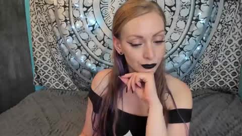 YourVenus00 -Follow my OF online show from 25, 5, 2026