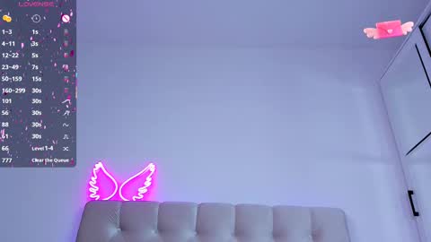 Destiny online show from 28, 2, 2025