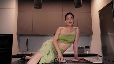 Snapshot of youur_sweetheart chatting on 18, 2, 2026 youur_sweetheart online show from 18, 2, 2026