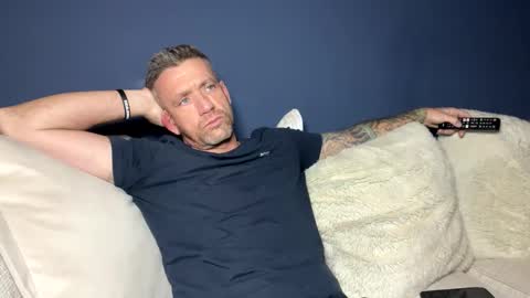 Snapshot of youwantus69 chatting on 28, 1, 2025 You want us 69 online show from 28, 1, 2025